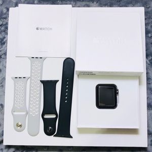 Apple Watch Series 2, Black, Sport-band, 42mm.